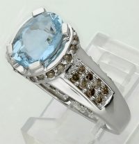 fancy-diamond-aquamarine-ring