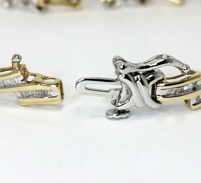 two-tone-diamond-baguette-bracelet